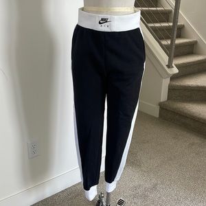 Nike Brand New Jogger Pants Casual Size S
